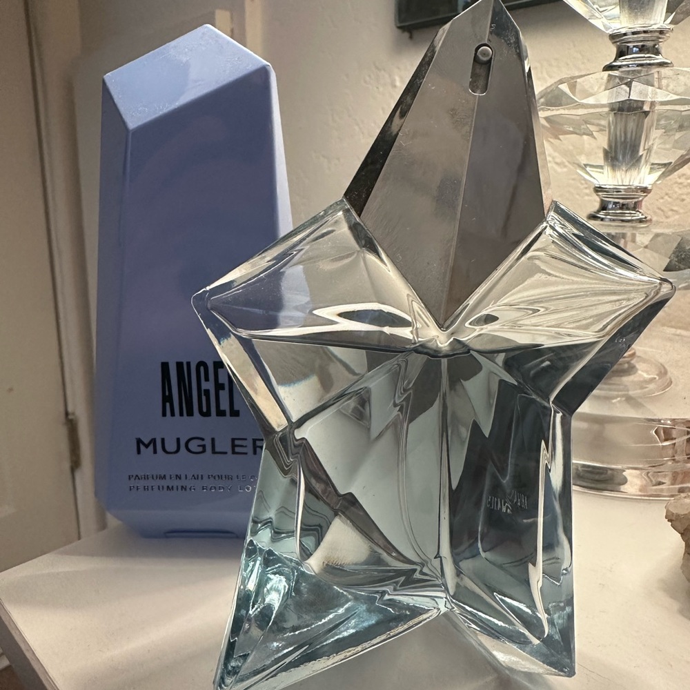 Angel Mugler 3.4